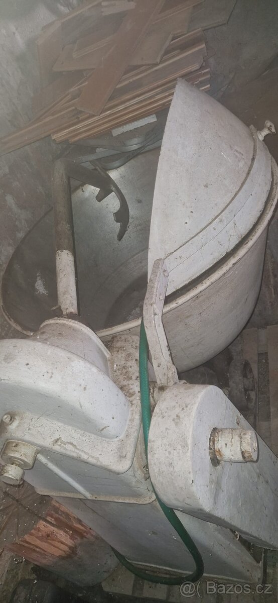 Míchací a hnětací stroj - 5