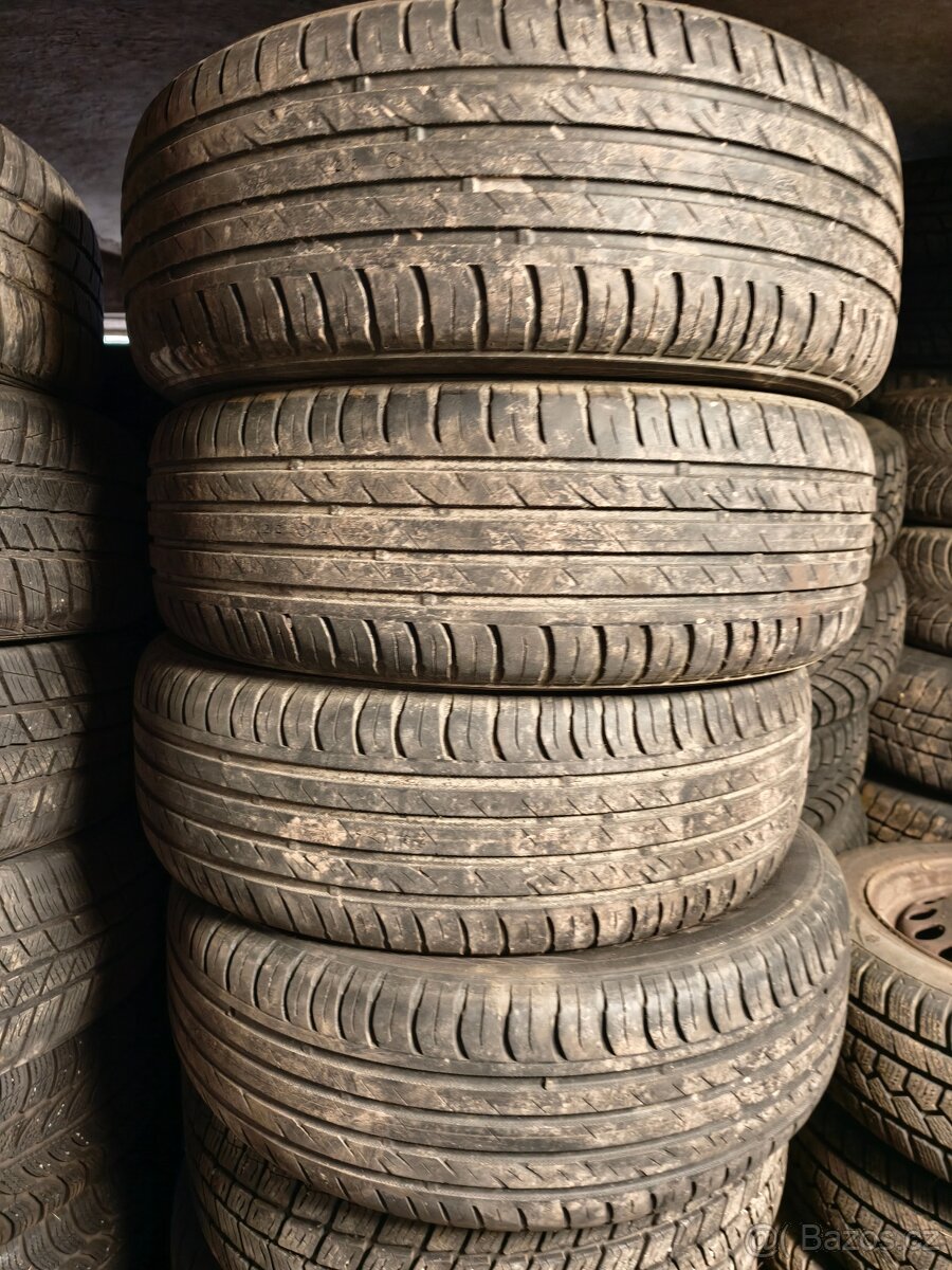 Pneu různých rozměrů - 5