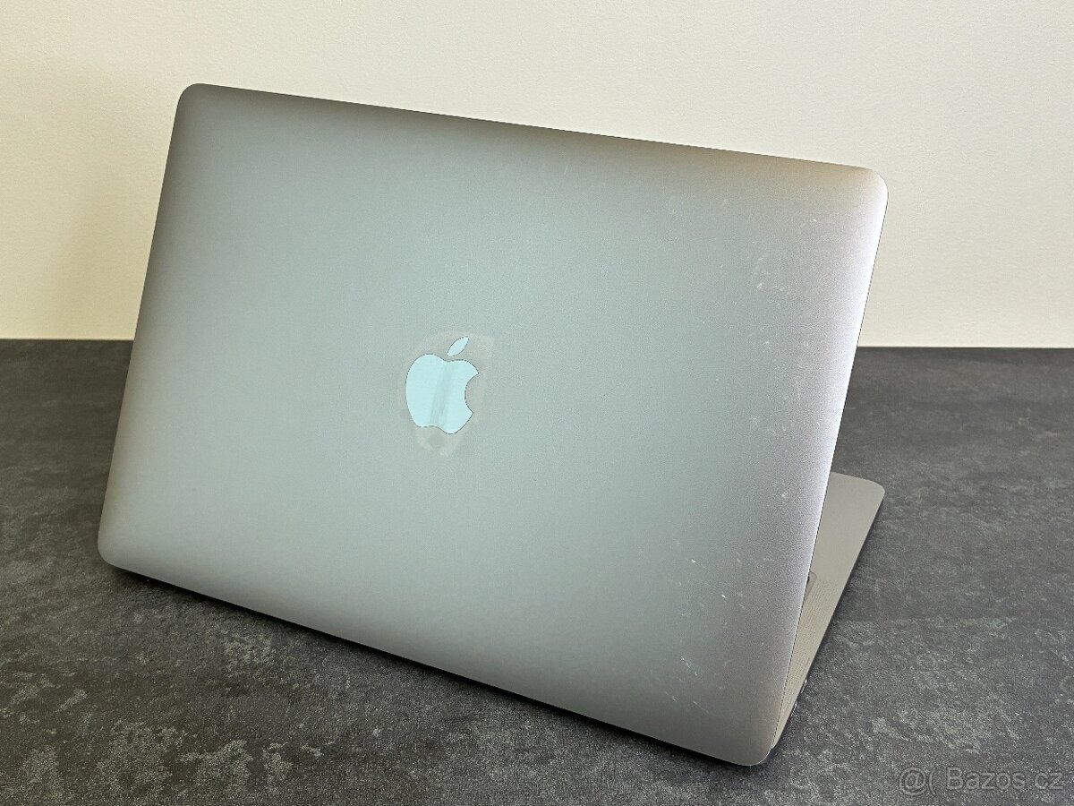 MacBook Pro 13'' 2020 / i5 / 16GB / 512GB SSD - DPH - 5