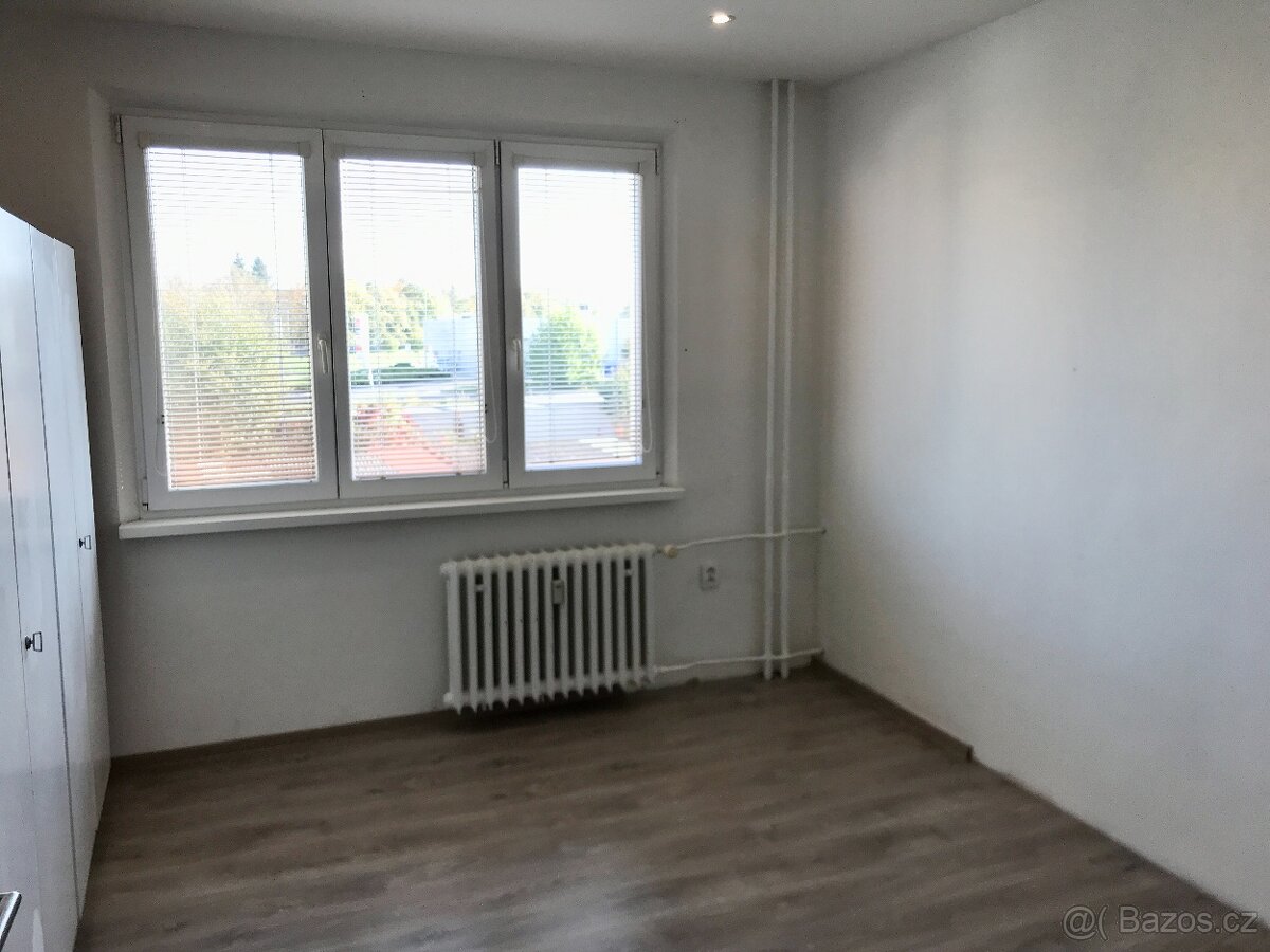 Pronájem 3+1, POD HVĚZDÁRNOU - 5