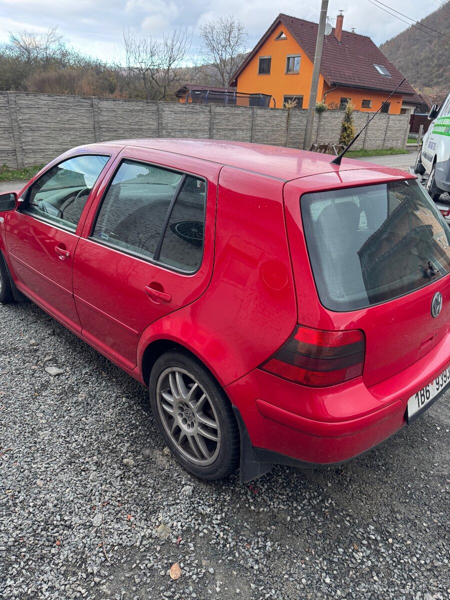 Volkswagen Golf 2.3 v5 4Motion - 5