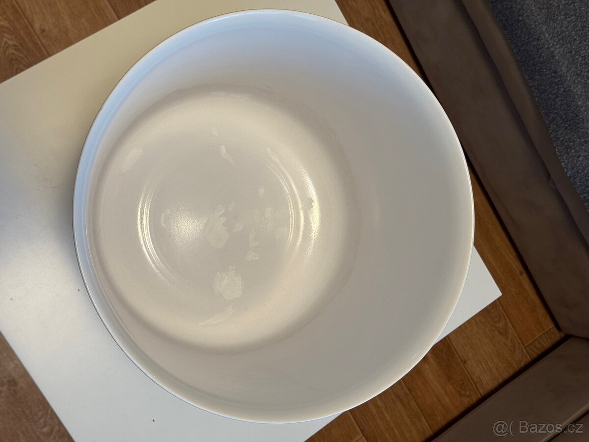 Bílý keramický obal na květináč s vlnkovým vzorem - 5