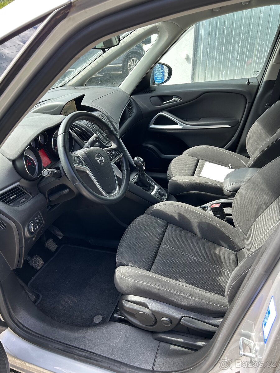 Opel Zafira Tourer 1.6 CNG Benz. R.v 5/2012 - 5