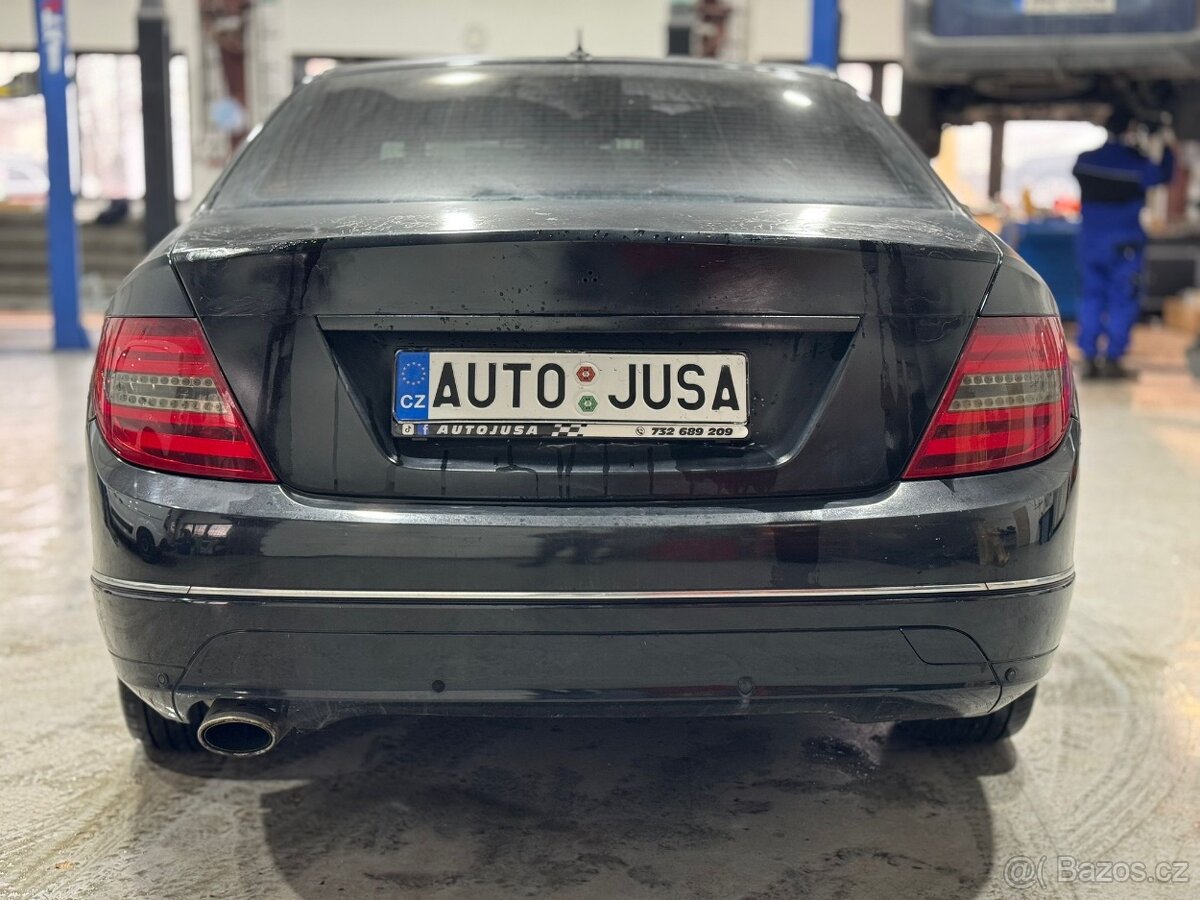 Mercedes Benz třídy C - 5