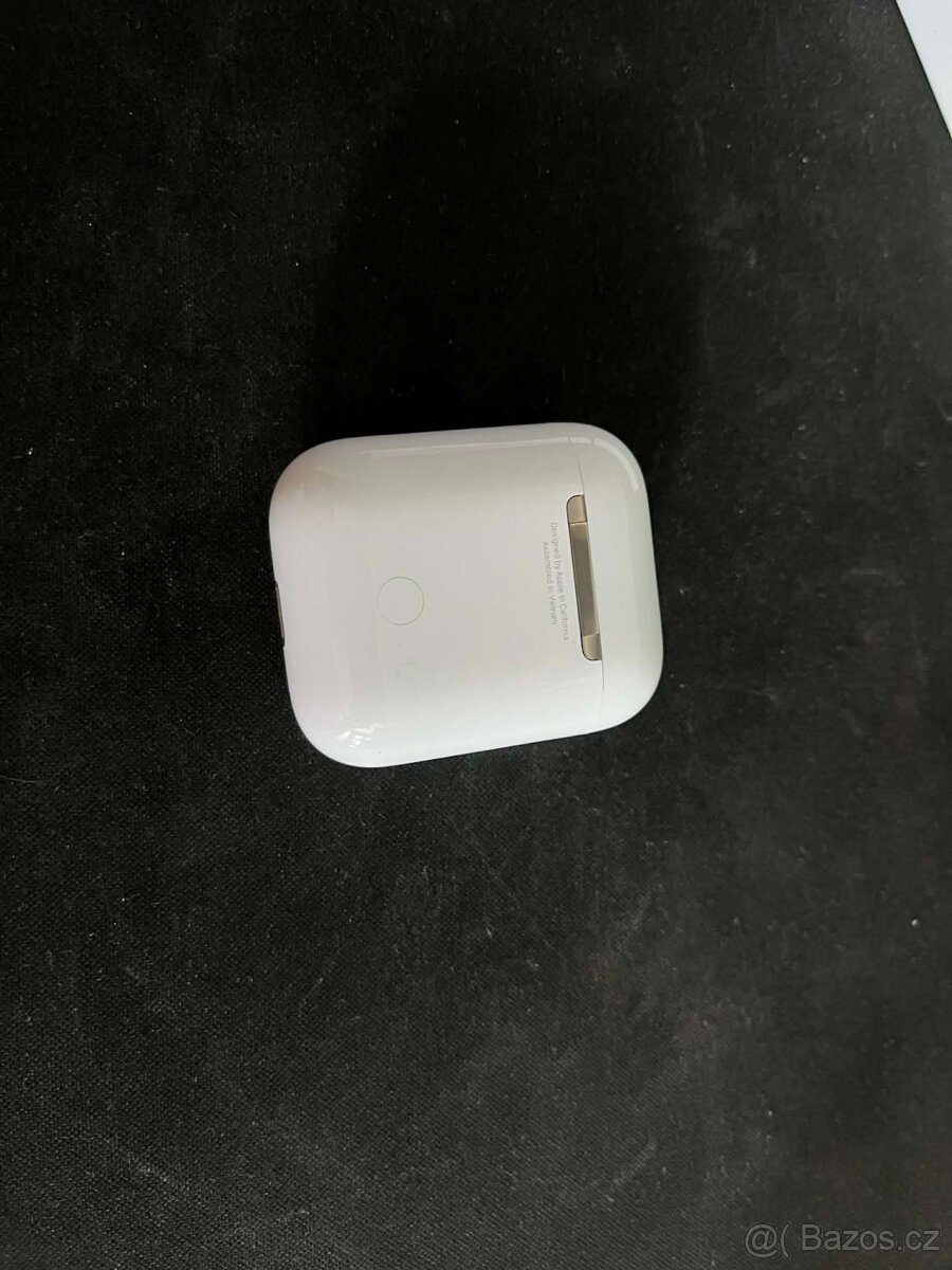 Airpods bezdrátové nabíjení - 5