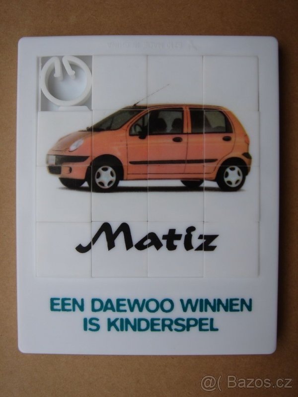 Dokumentace a propagační předměty korejských automobilů - 5