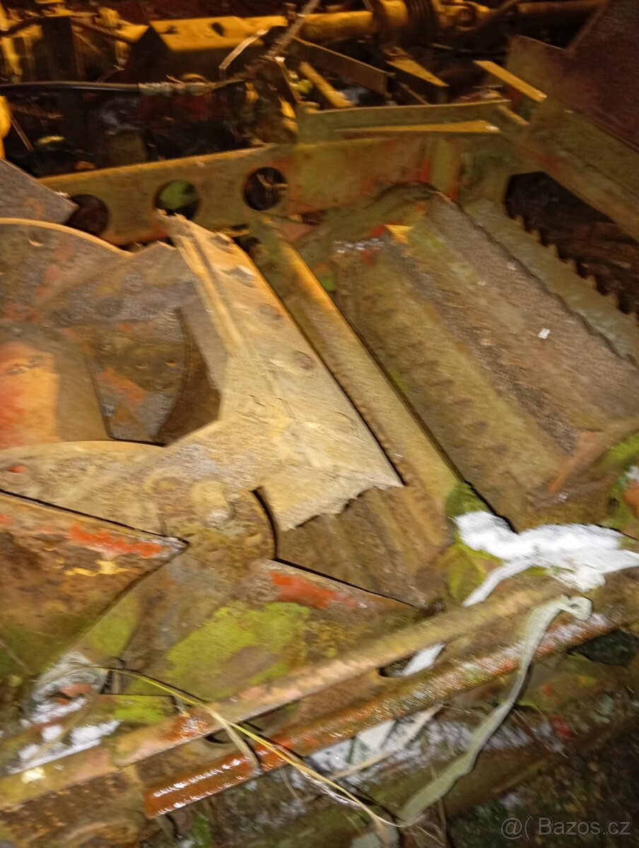 Štěpkovač předělaný z řezačky. - 5