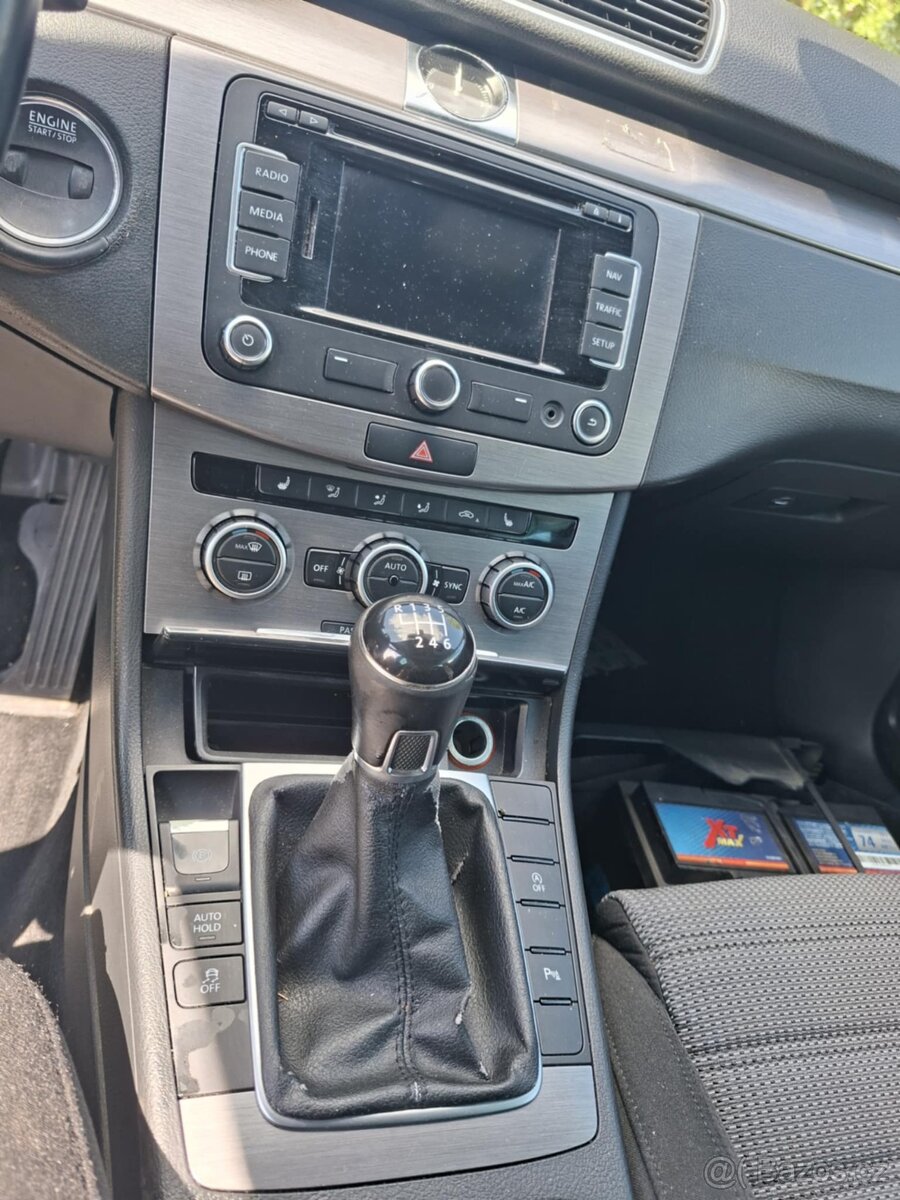 Rozpredám VW Passat B7 Variant 2.0Tdi 103kw CFFB - 5