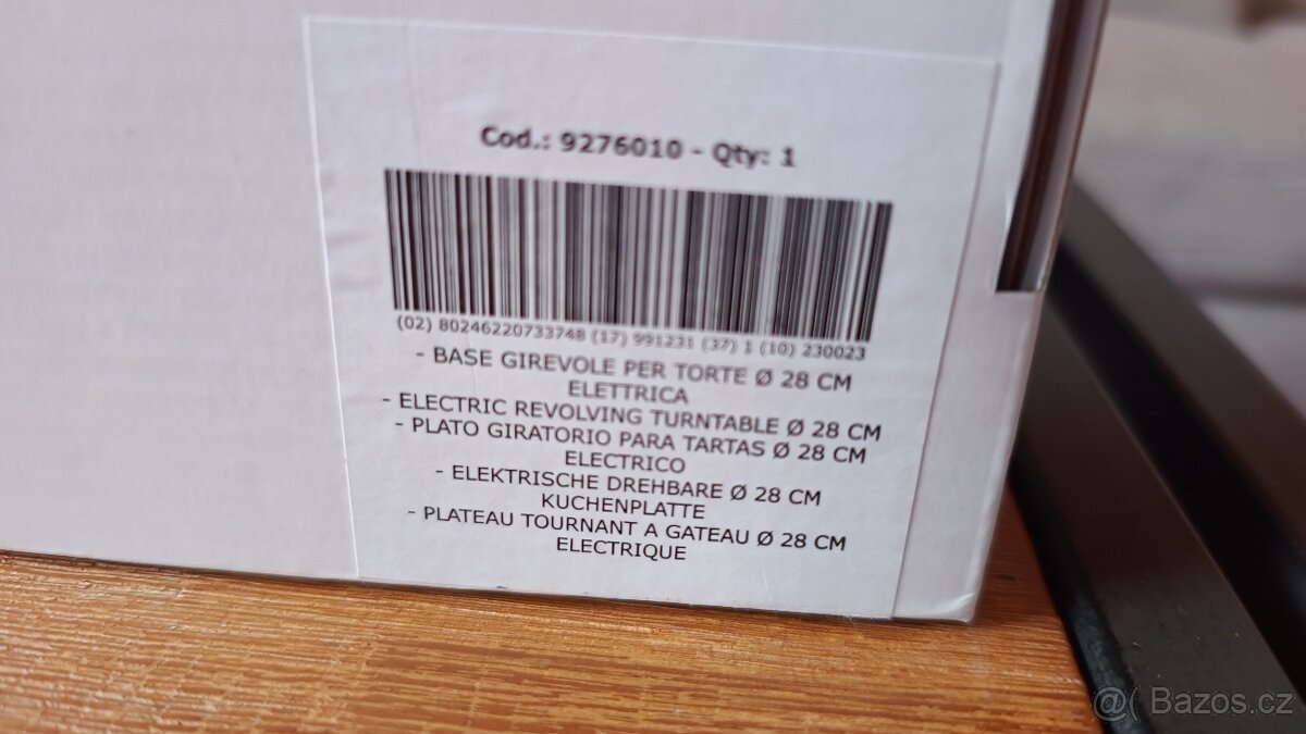 Elektrický otočný stojan na dort - 5