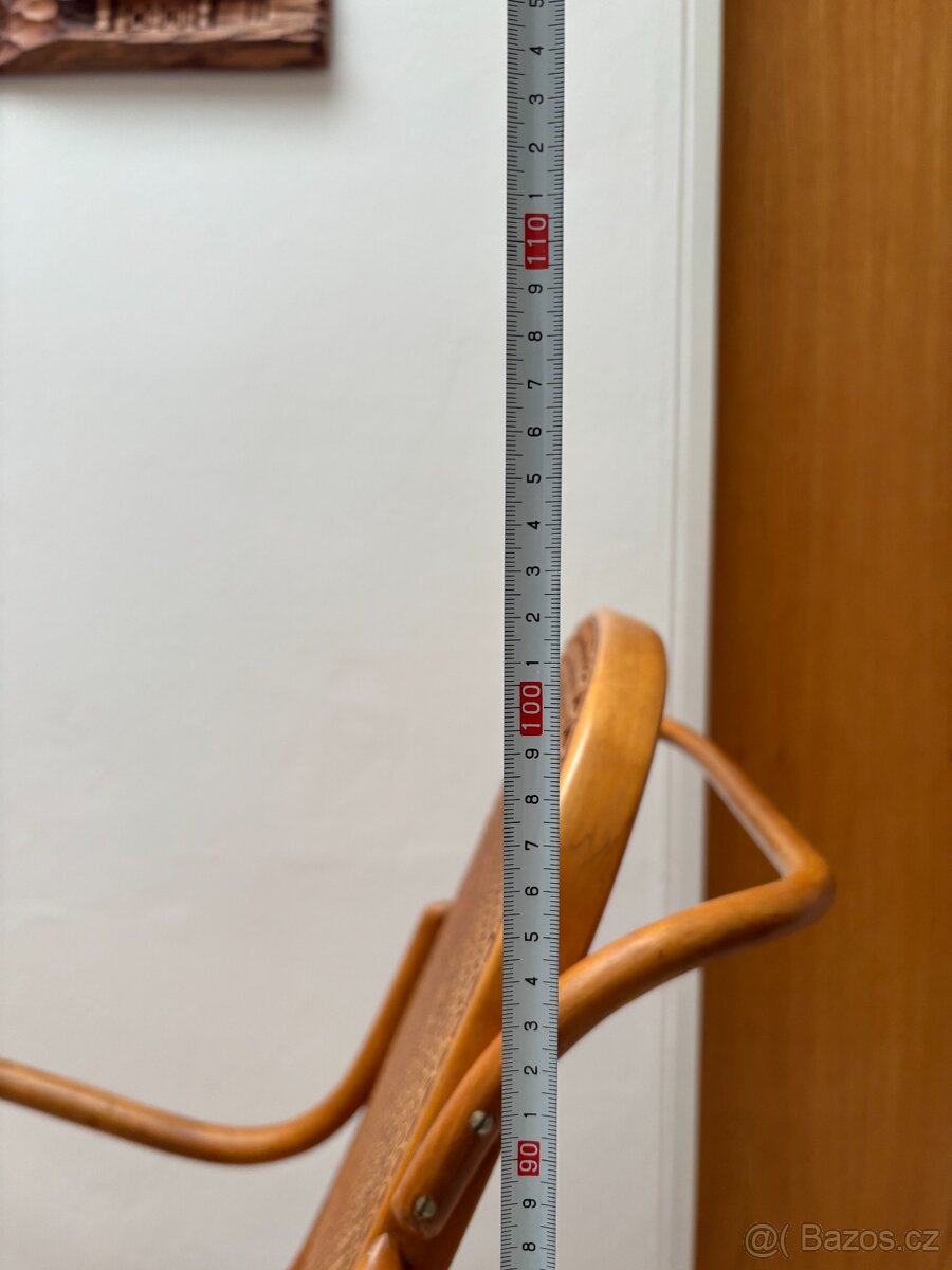 Houpací křeslo TON - 5