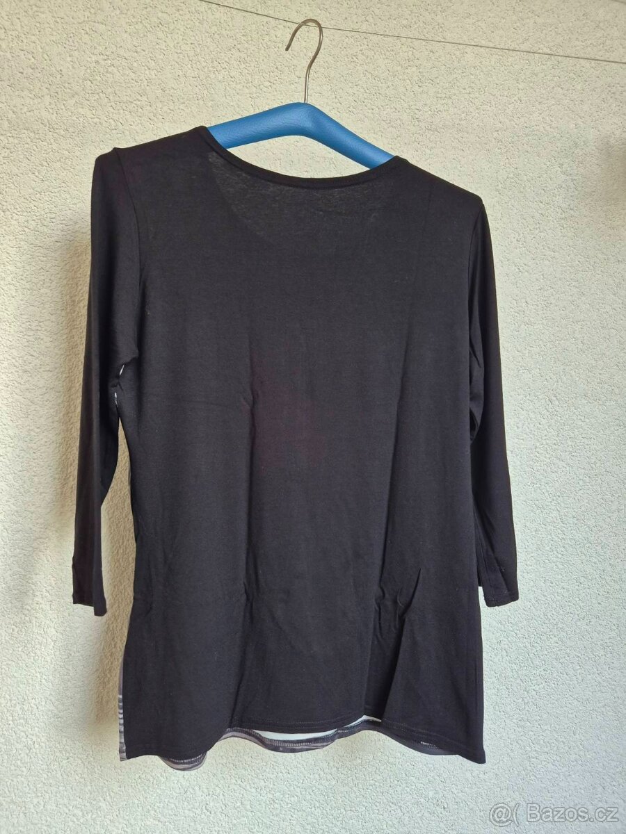 Set dvou dámských halenek s potiskem - 5