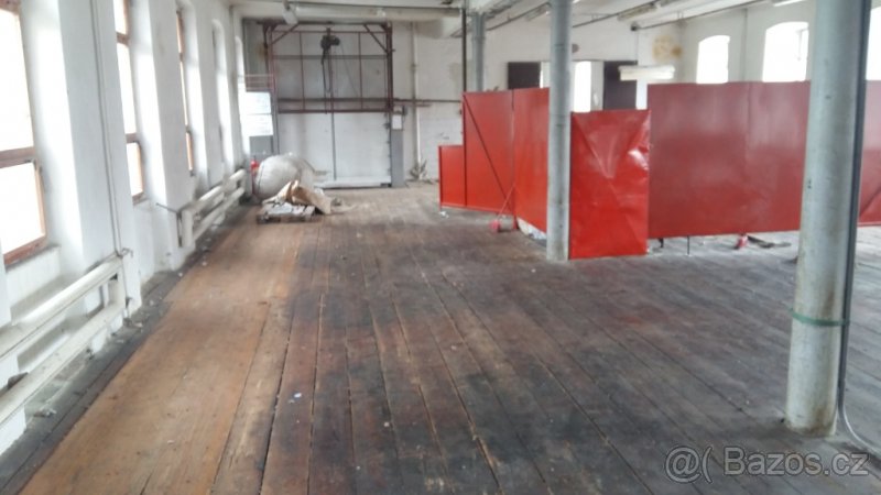 Pronájem výrobních a skladovacích prostor - 5
