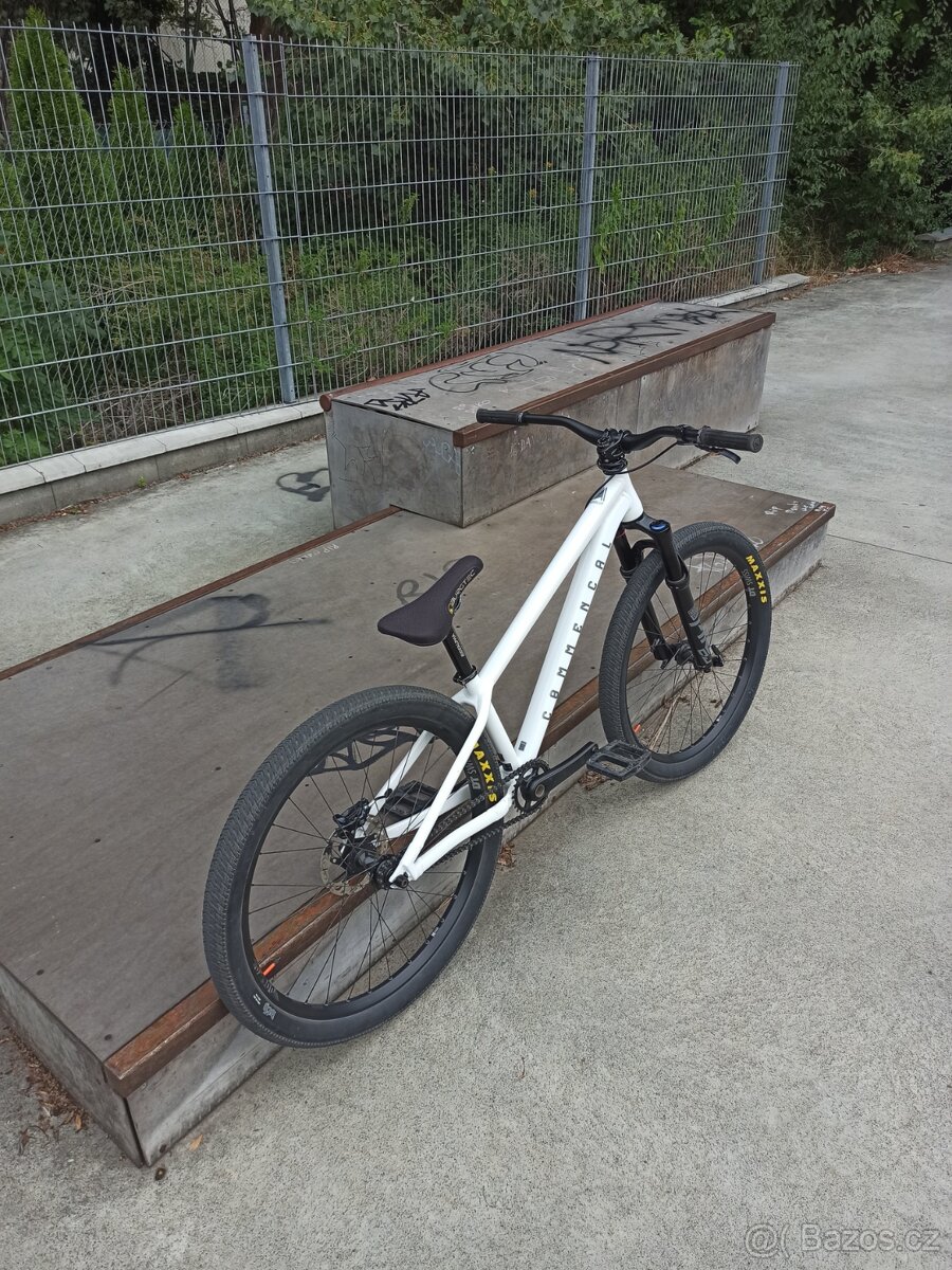 Commencal Absolut Pike 2025 Top stav - 5