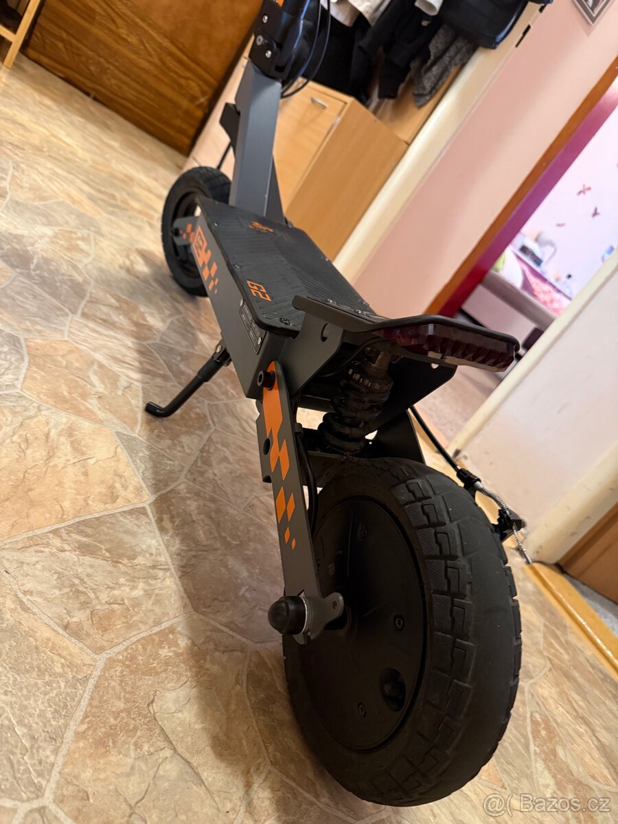 elektrická koloběžka KuKirinG2 2025 - 5