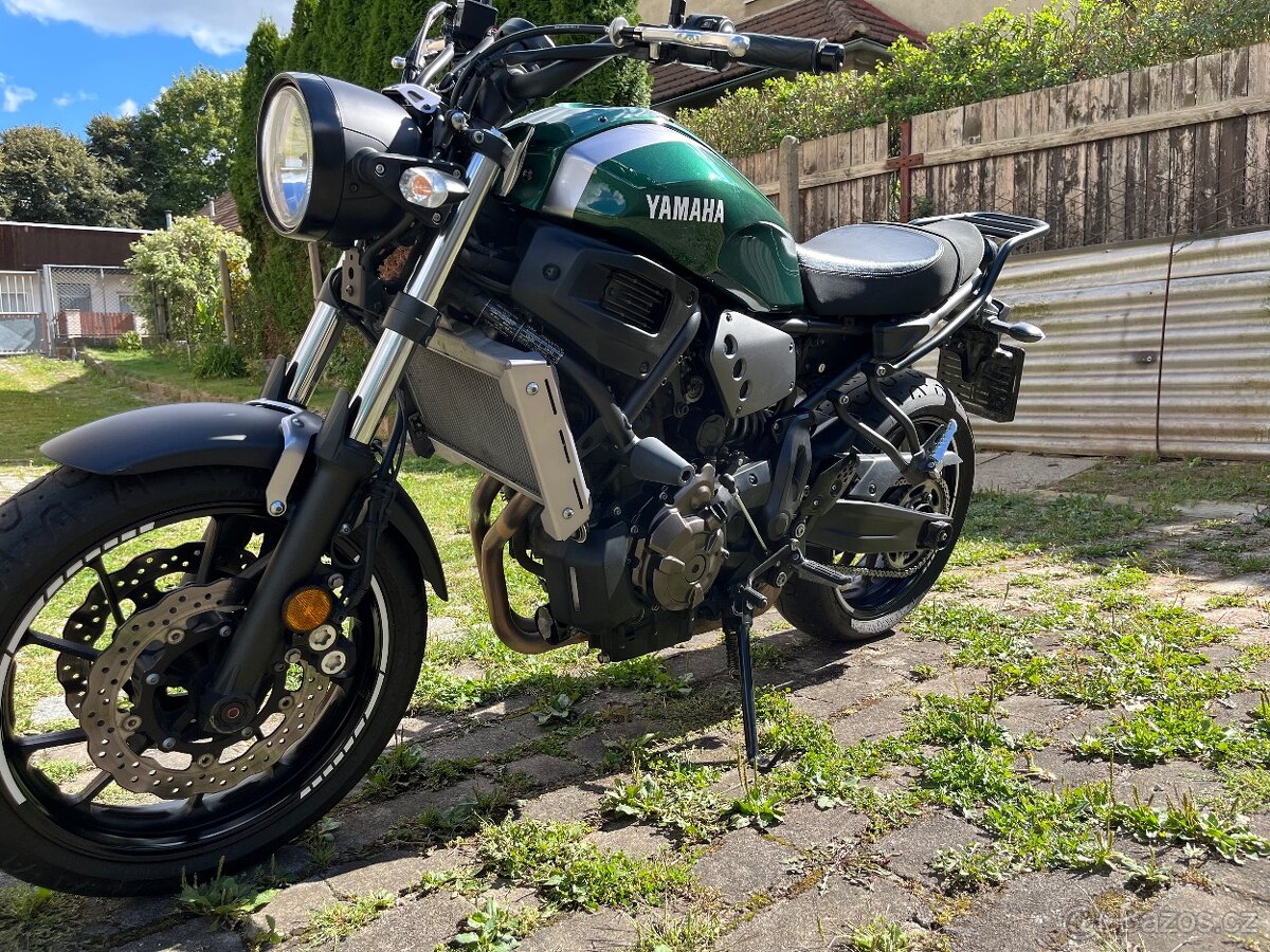 Yamaha xsr 700 - 5