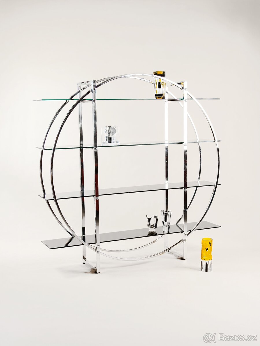 VELKÝ KRUHOVÝ ETAŽÉR - 5