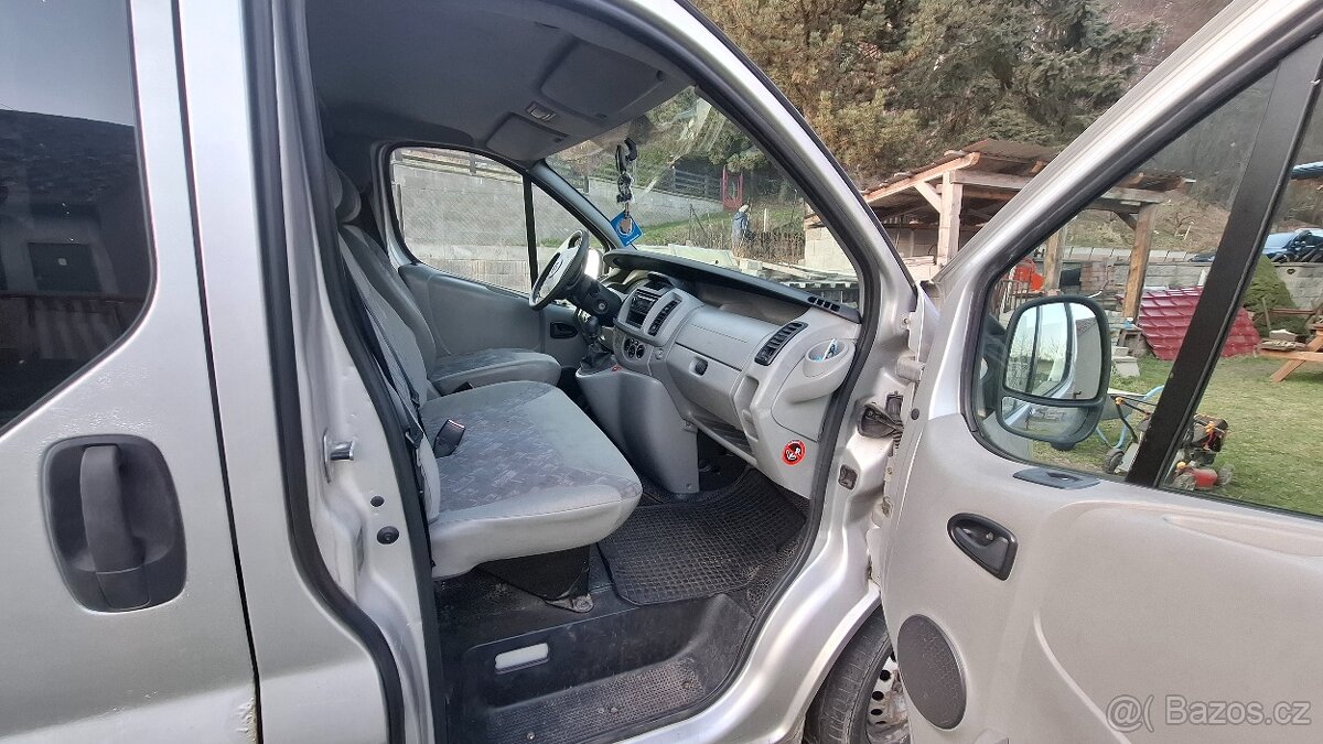 OPEL Vivaro - osobní - 5