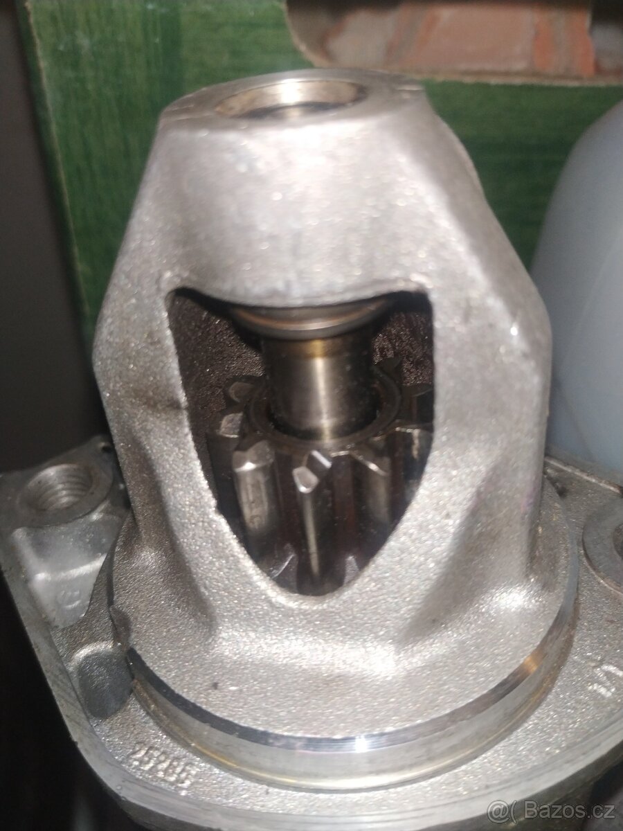 Mercedes startér BOSCH - 5