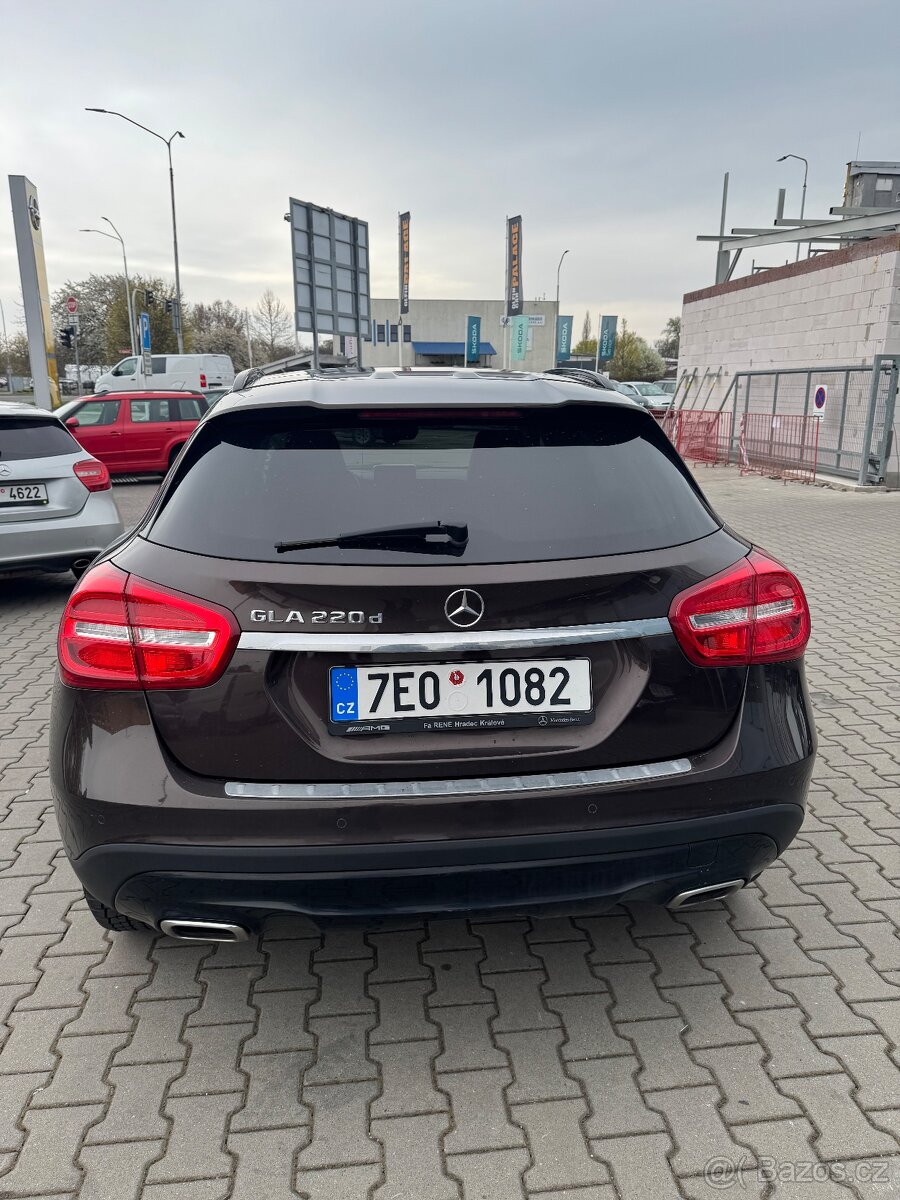Mercedes-Benz GLA 220d (2015) – bez AdBlue, panorama, Night - 5