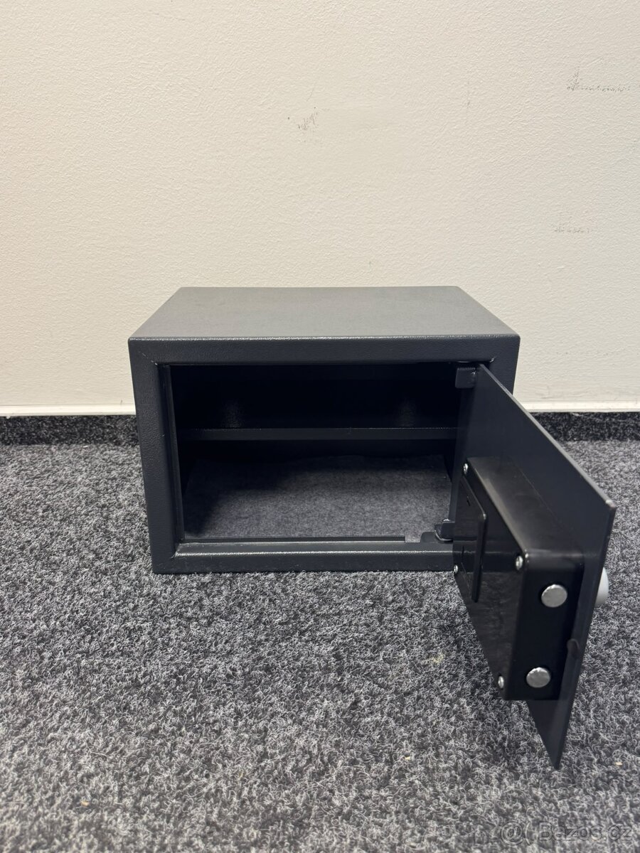 Elektronický trezor Richter Czech - 5