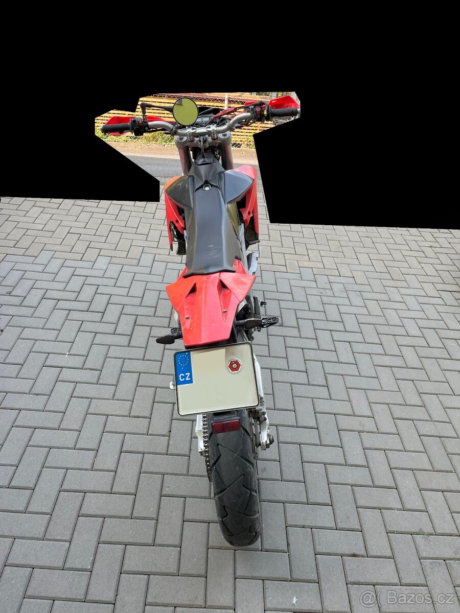 Aprilia RXV 450/ na opravu , na díly