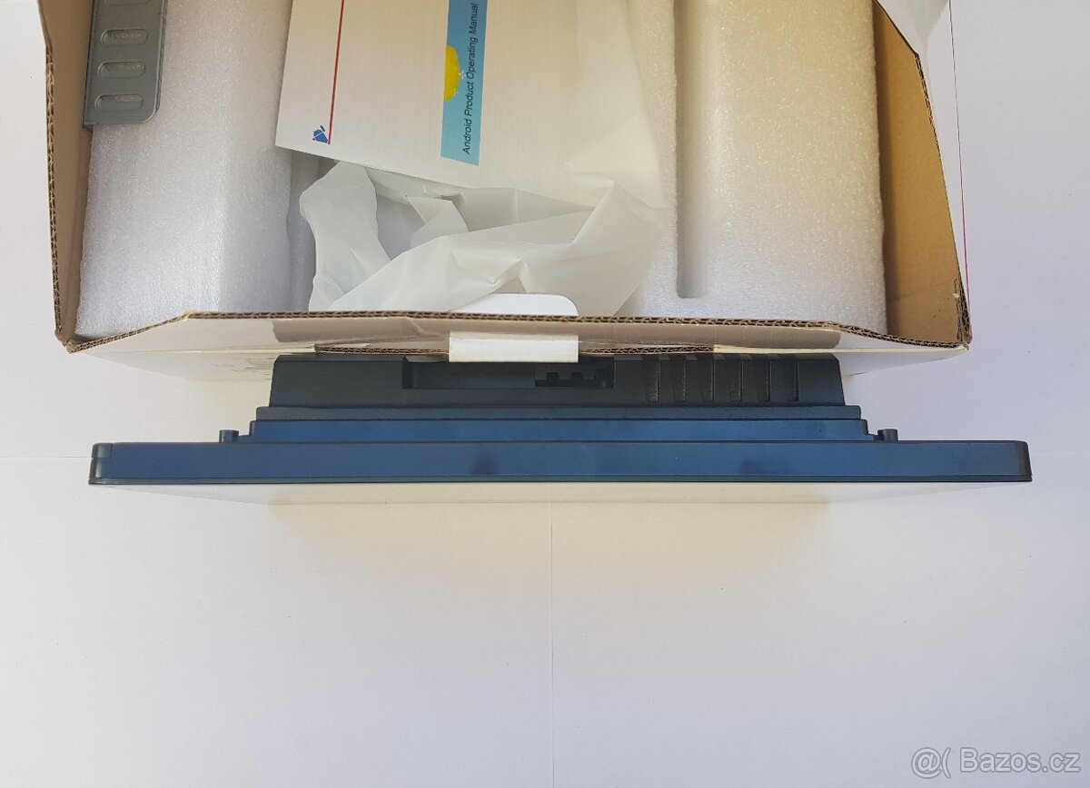 Dotykové 9" autorádio Android 2/32GB - 5