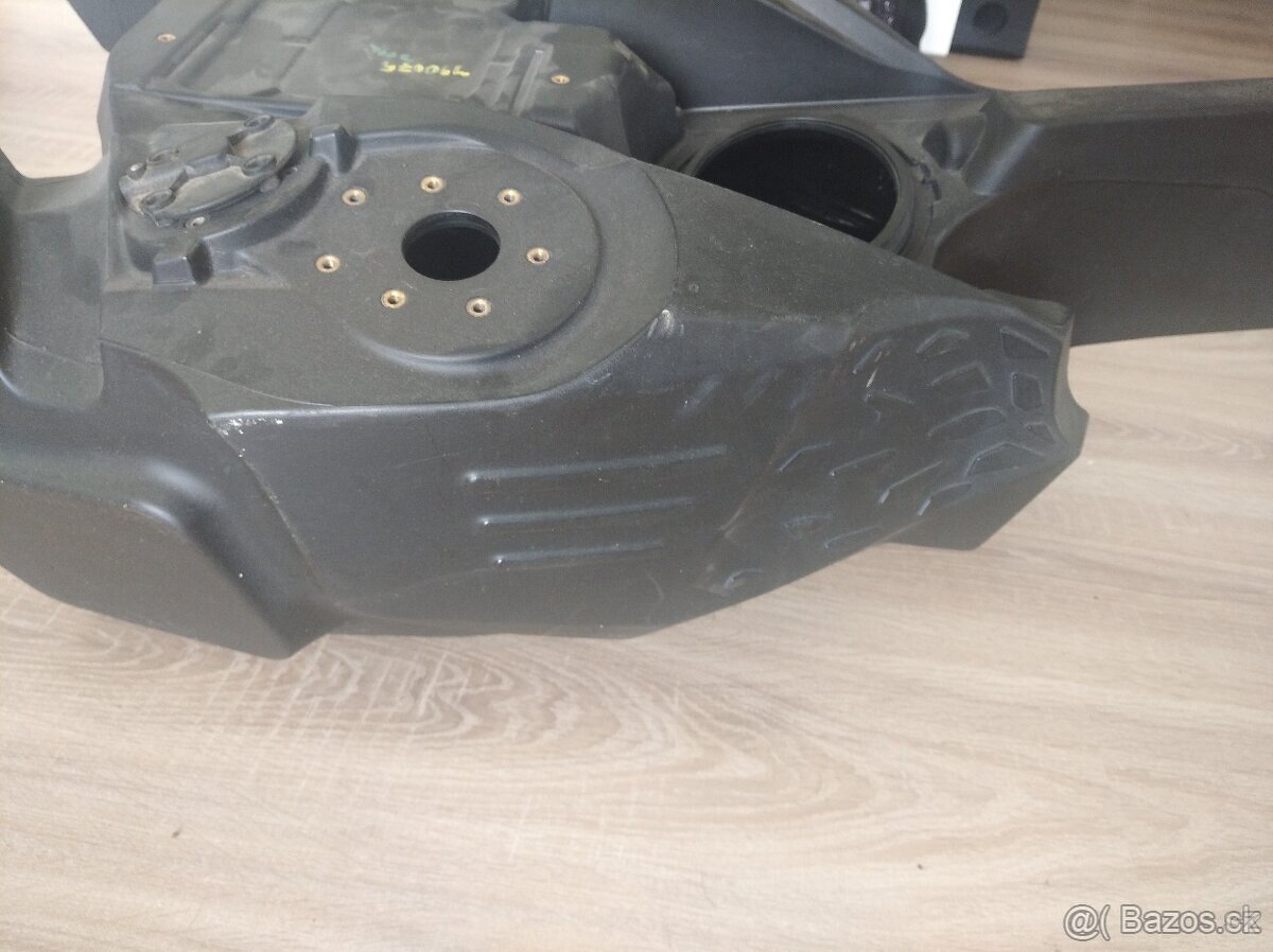 Bmw 800 gs Adventure nádrž - 5