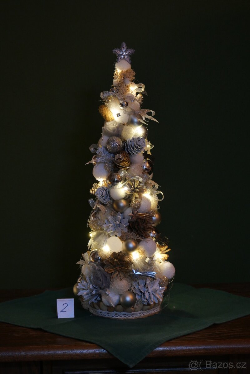 Vánoční stomeček 42cm světelný - 5