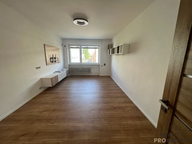 Pronájem bytu 2+1+šatna,balkon Hodonín, byt k pronájmu 2+1+š - 5