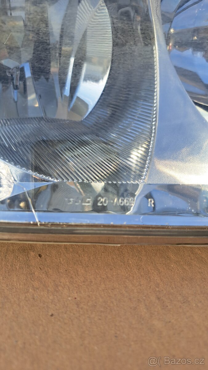 PŘEDNÍ SVĚTLA OCTAVIA 2 - 5