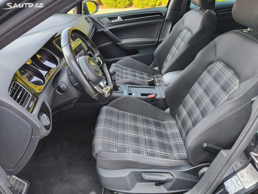 Volkswagen Golf, GTD 2.0 TDi - 5