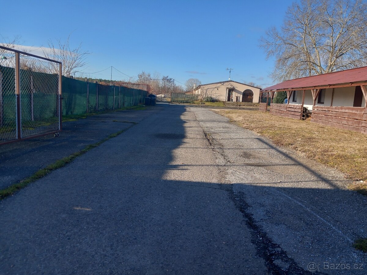 Dlouhodobý pronájem komerčního pozemku - 5