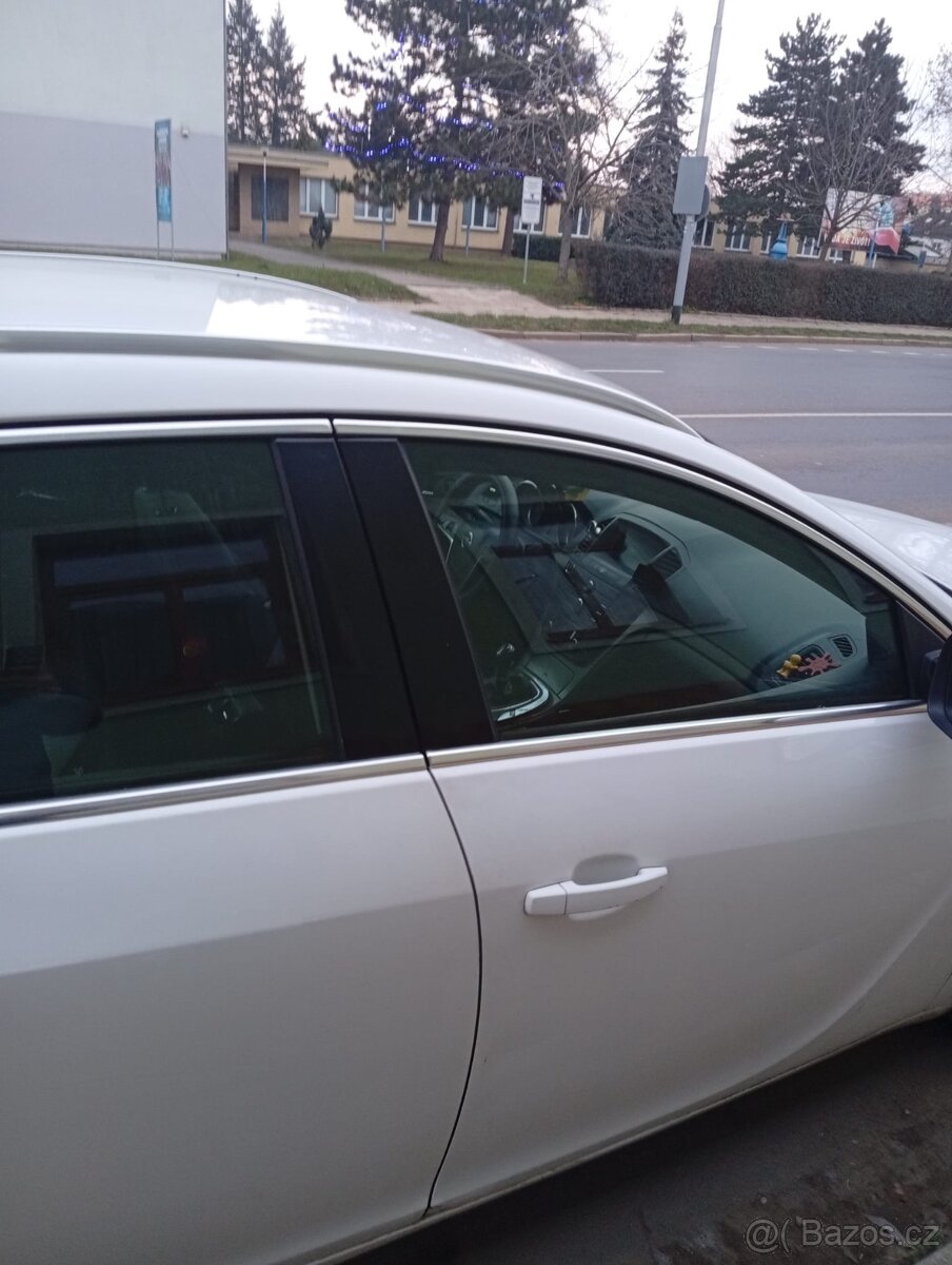 Opel Insignia combi 2012r.v. - 5