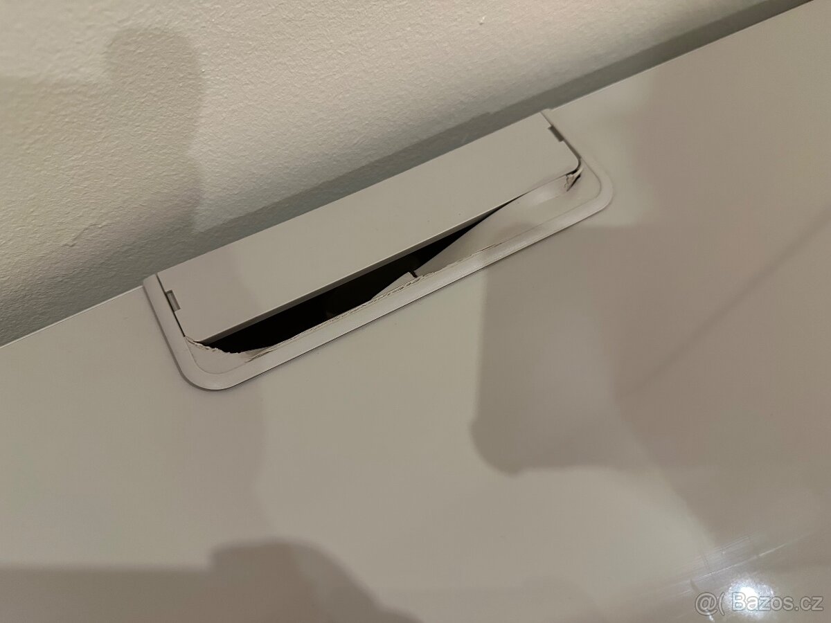 Televizní stolek - 5