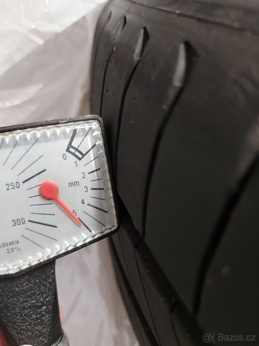 235/45 R18 letní sada - 5