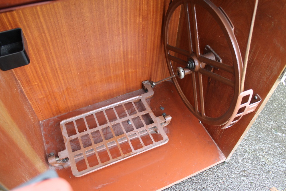 šicí stroj MINERVA 126-4 - 5