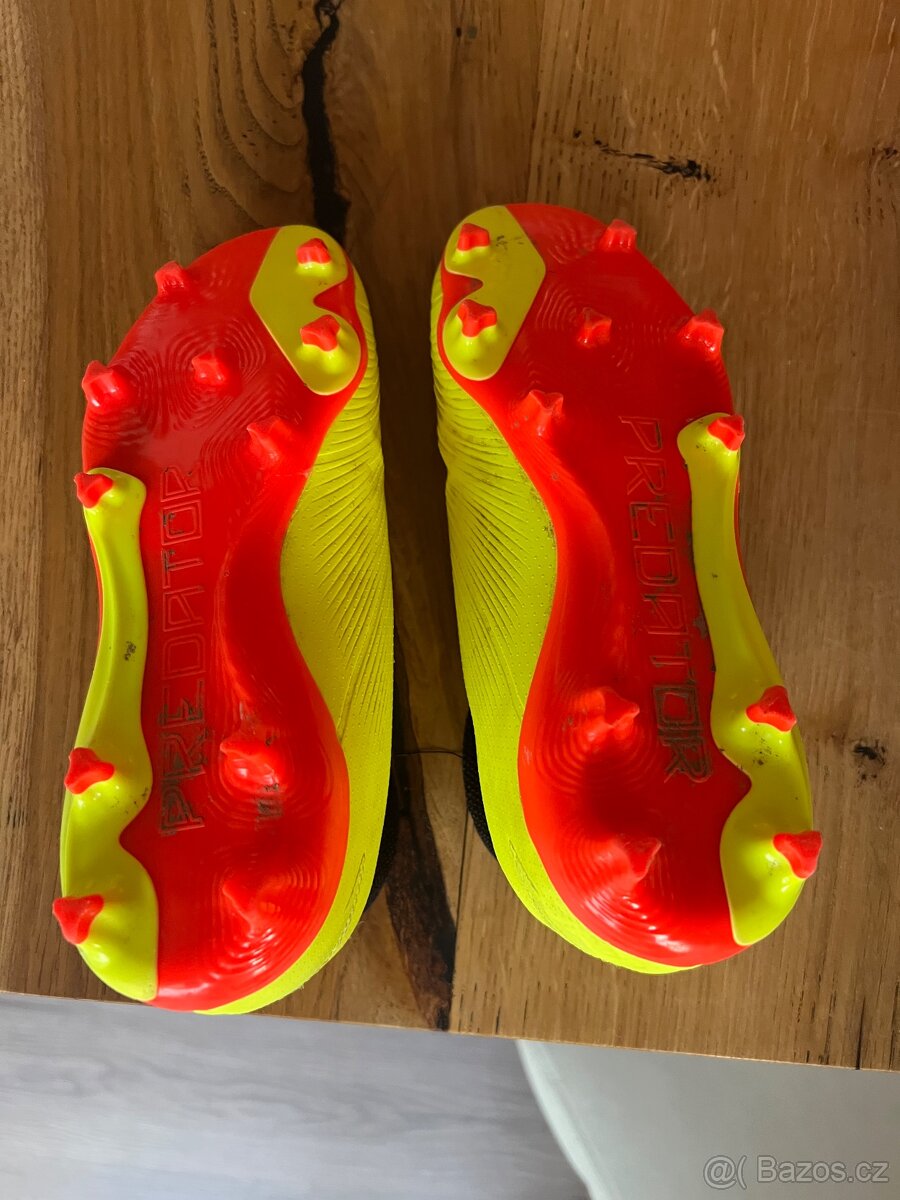 Kopačky beztkaničkové PREDATOR - 5