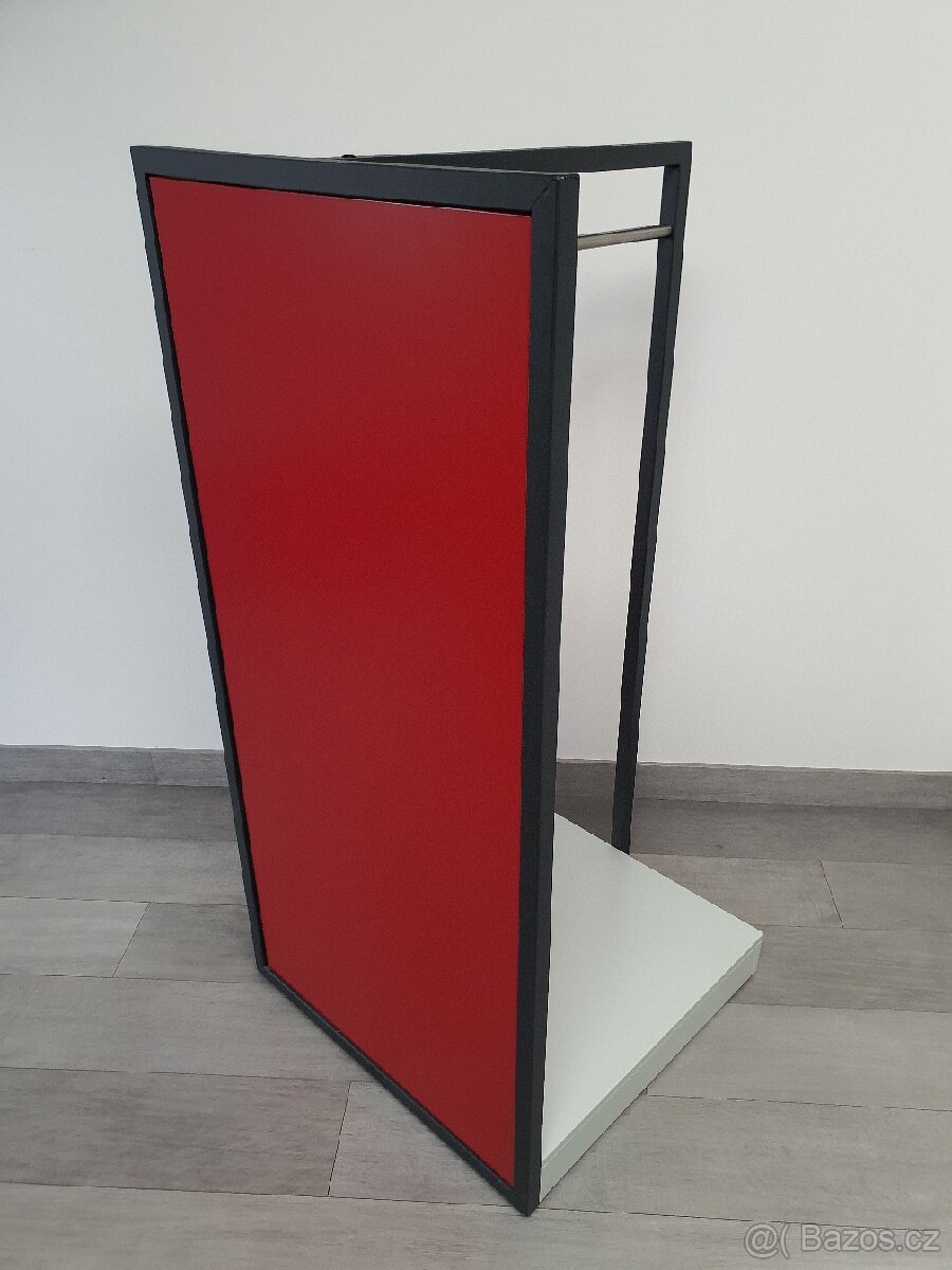 Prostorový stojan na ramínka- RACK - 5