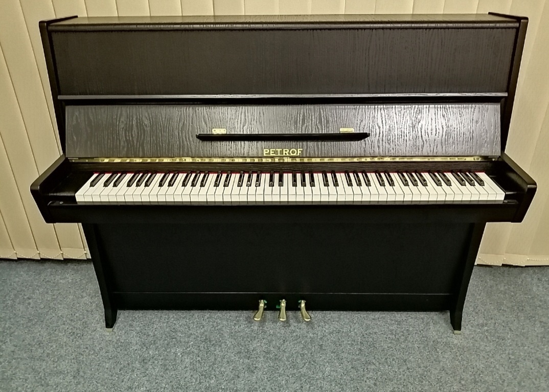 Prodám pianino PETROF K 114, černý satén, TOP stav - 5