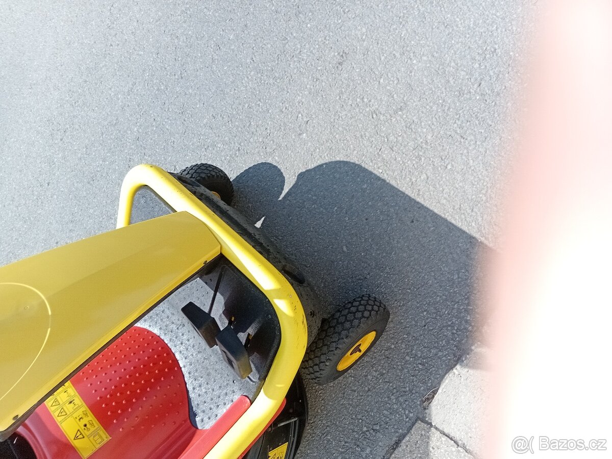 Prodám zahradní traktor Rider Outils-wolf 15.5Hp Hydro - 5