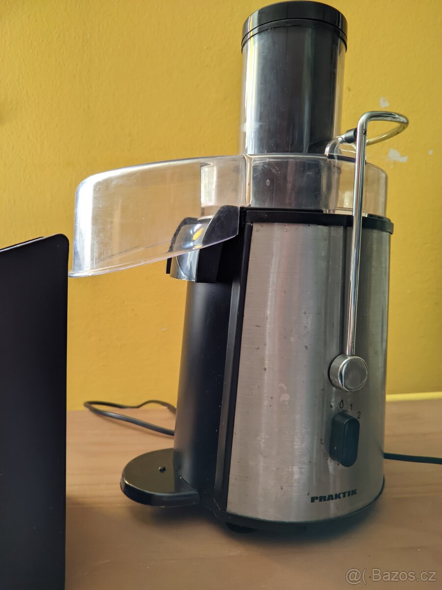 Elektrický odšťavňovač kuchyňský robot - 5