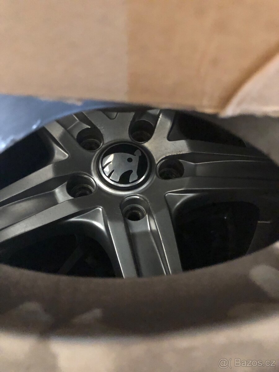 Prodám věci k autu - 5