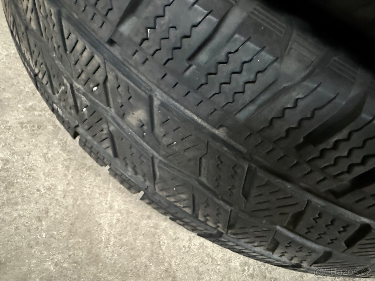 Hankook Winter icept LV 195/75R16C 110/108R - 5