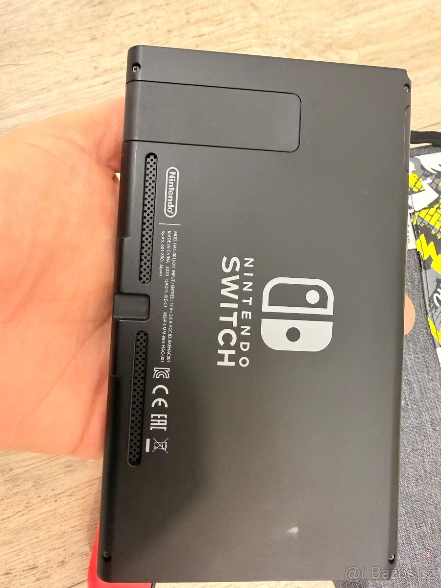 Nintendo Switch verze v2 - 5
