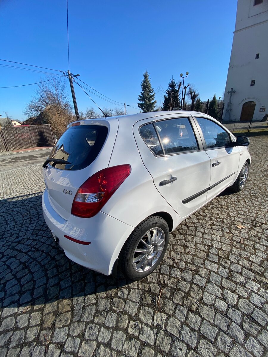 Hyundai i20 - 5