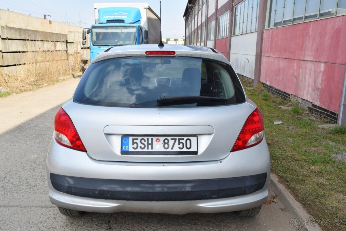Peugeot 207 1.4i/5DVEŘ/KLIMA/ČTĚTE PROSÍM/ - 5