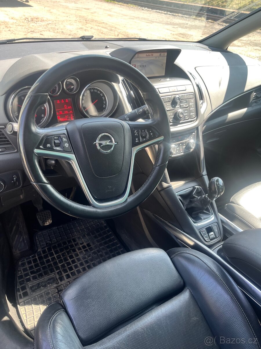 Opel Zafira tourer - 5
