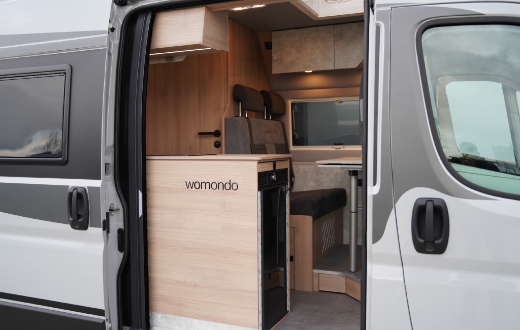 Robeta Womondo Sphinx sleva 181 000 Kč