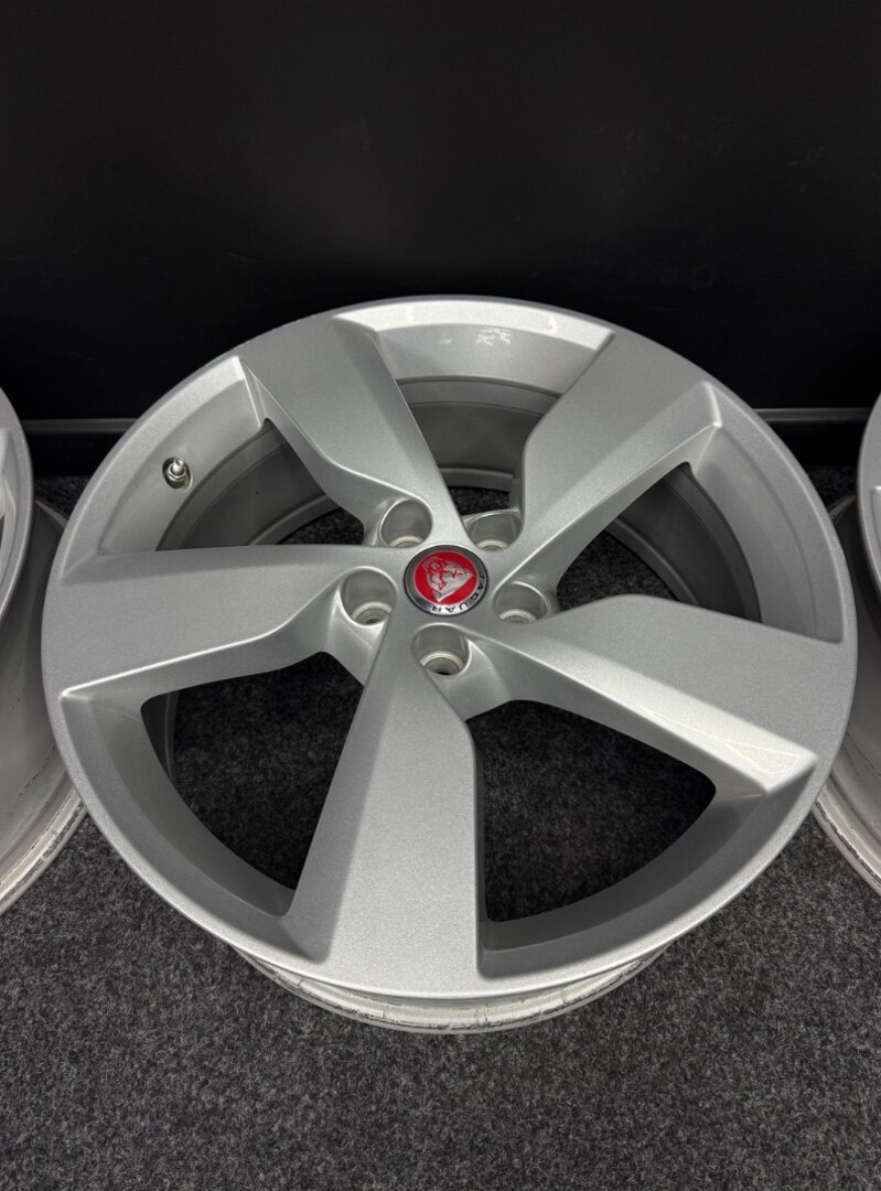 Alu JAGUAR 5x108 19” - 5