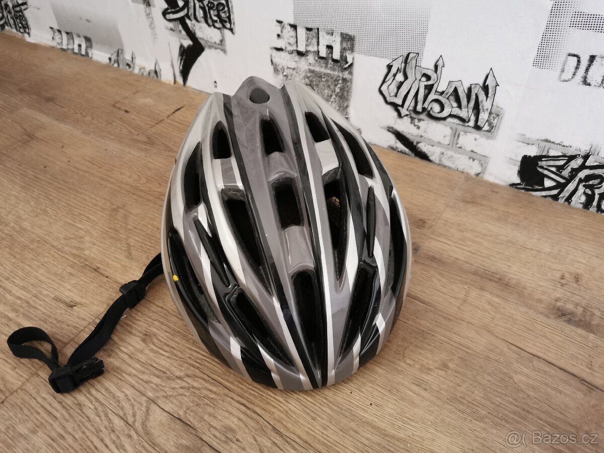 2 ks Cyklistických helem - 5